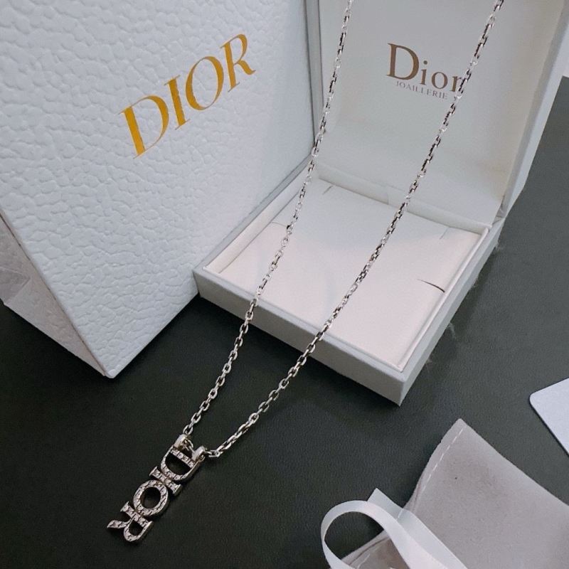 chr1st1an D10r necklaces
